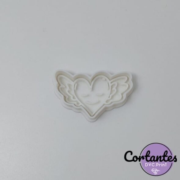 Cortante *CORAZON CON ALAS*